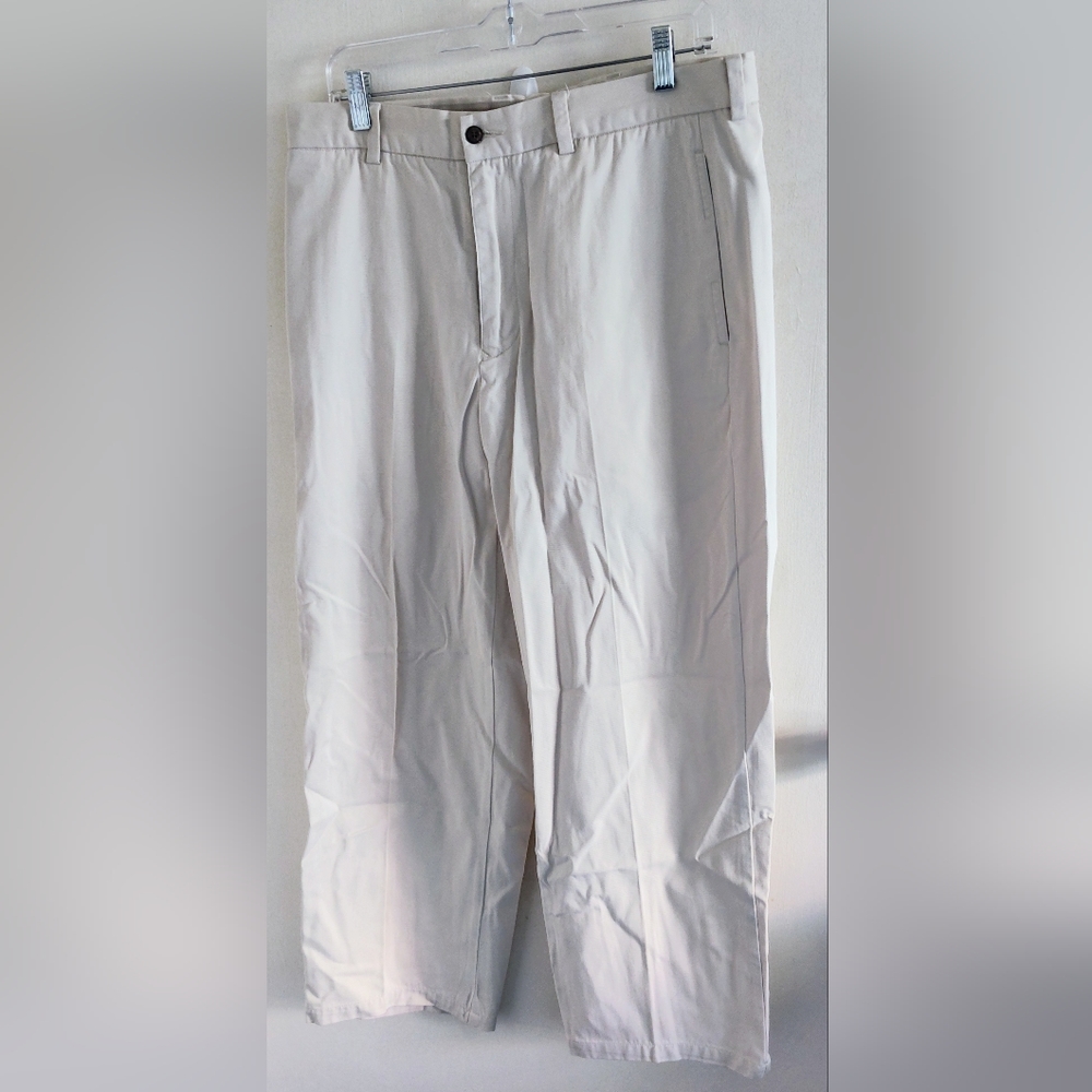 Pusser's mens size 33 x 30 beige/off white dress or casual pants. Straight leg.